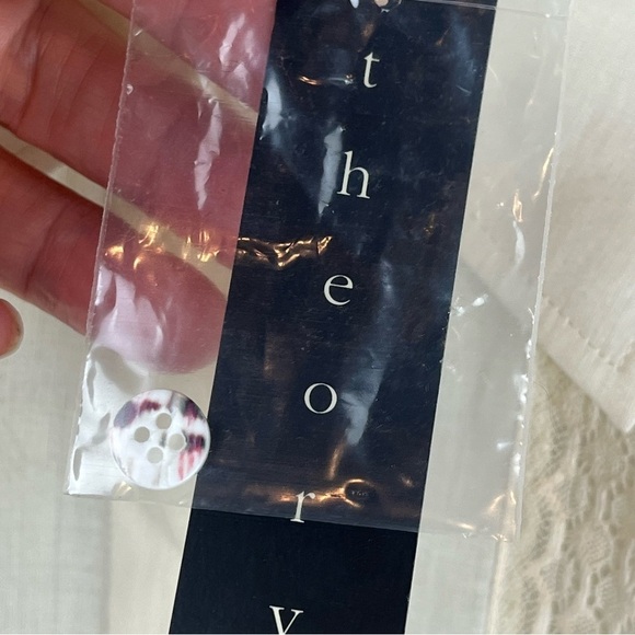 NWT Women's THEORY Alynn Ivory Button Down Shirt Sz L Washed Gauze - Picture 10 of 15